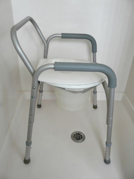 Commode Installation in Hudson